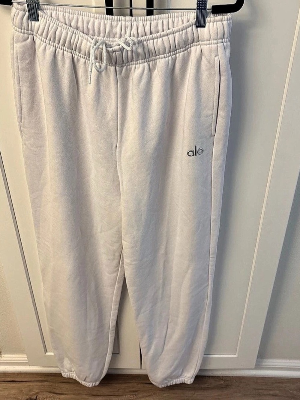 alo Jogger Pants in White Size Large Like New